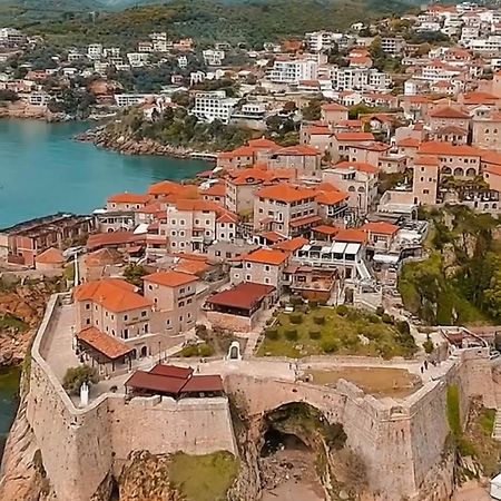 Kulla E Balshajve Hotel Ulcinj Buitenkant foto
