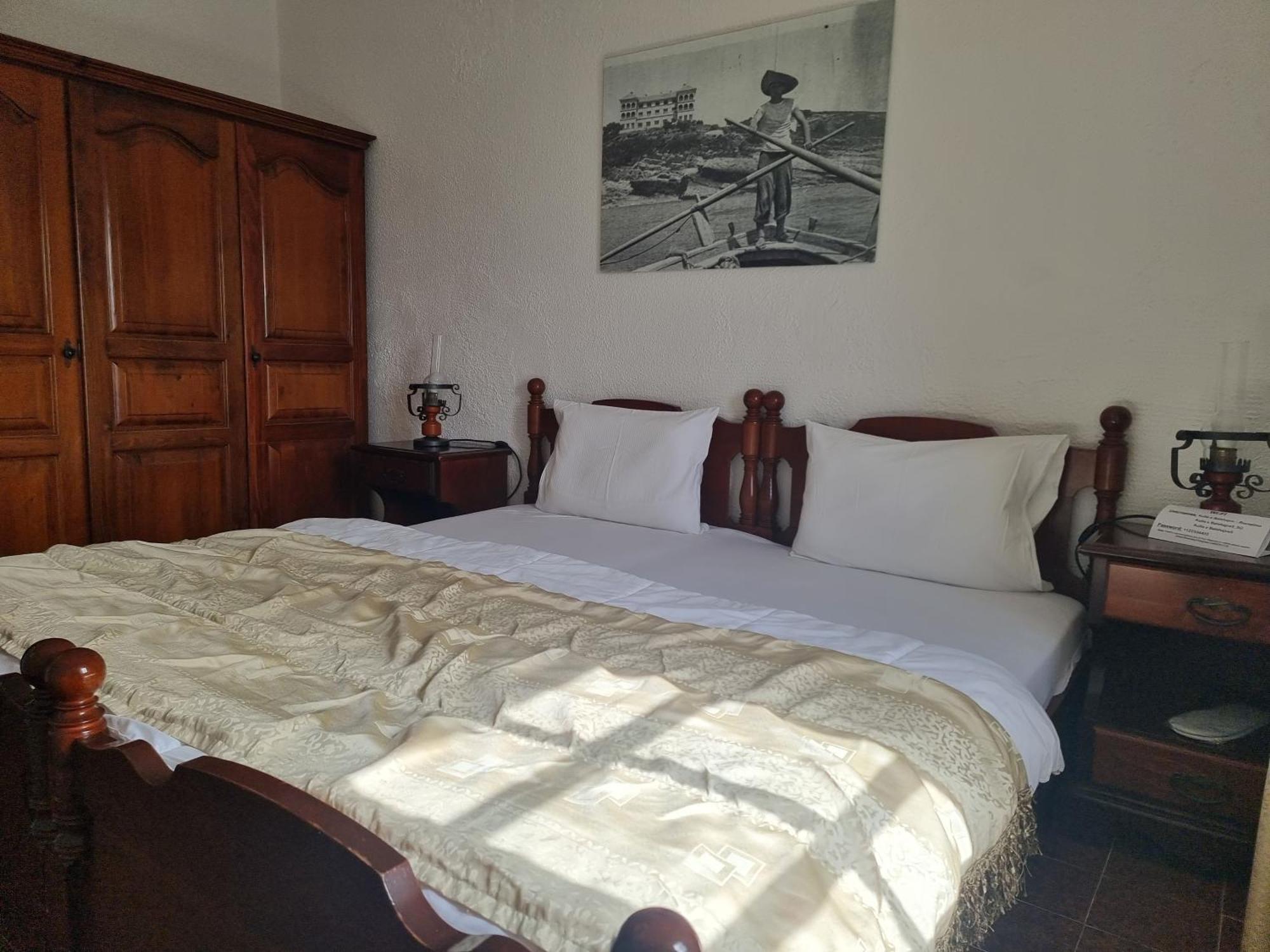 Kulla E Balshajve Hotel Ulcinj Buitenkant foto